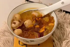 睡眠不好的人，别小看了桂圆煮水，坚持喝补气养血，气血足睡得香图片