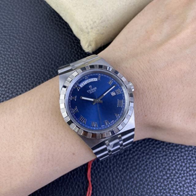 ���ݲ�ɽ����ۼ�2595Ԫ���������9��ԭװ��ϸ�ھ�տ�ѷֱ�