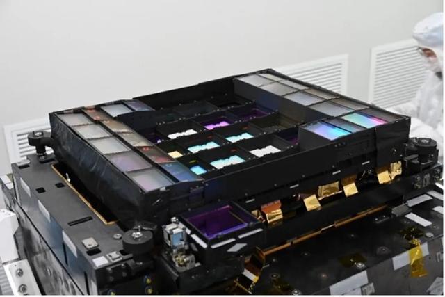 中国巡天望远镜和哈勃相比有什么优势？对比这个细节可以找到答案