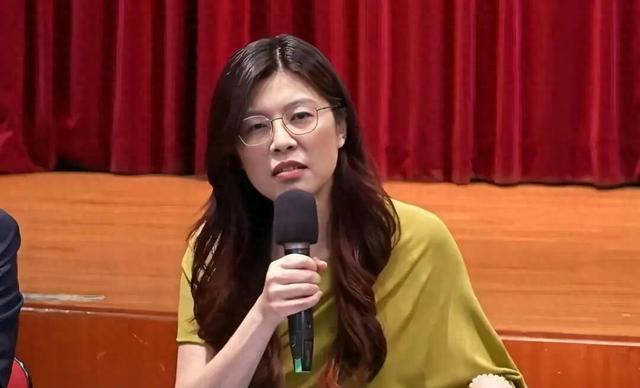 郑丽文反对两岸统一	，称台湾是“国家	”？喊话大陆：美国让我过去