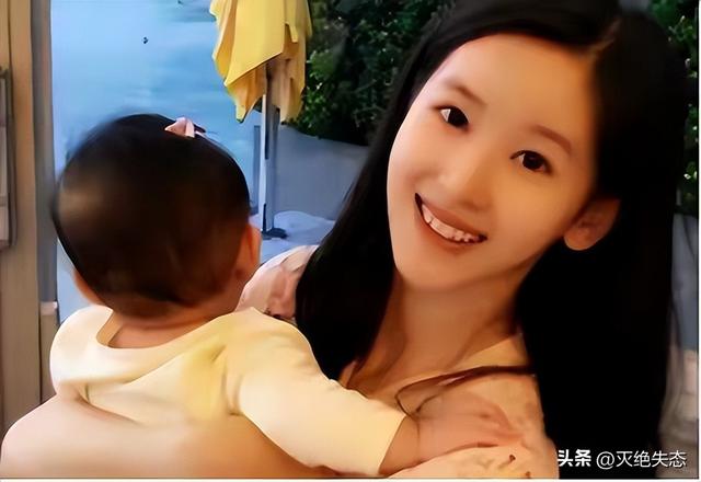 刘强东自爆在章泽天面前没自信，"老夫少妻"的残酷现实显现无疑