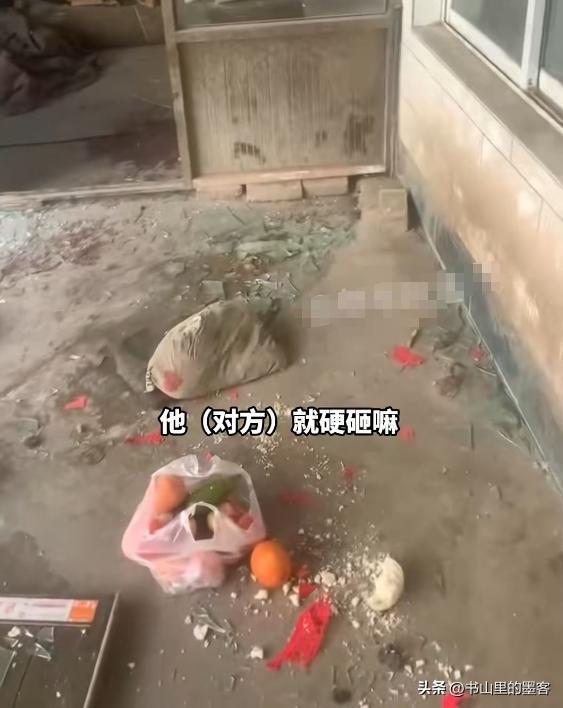 山西男子被狗咬伤后续：死者妹妹哭诉，律师发出质疑，实际不简单