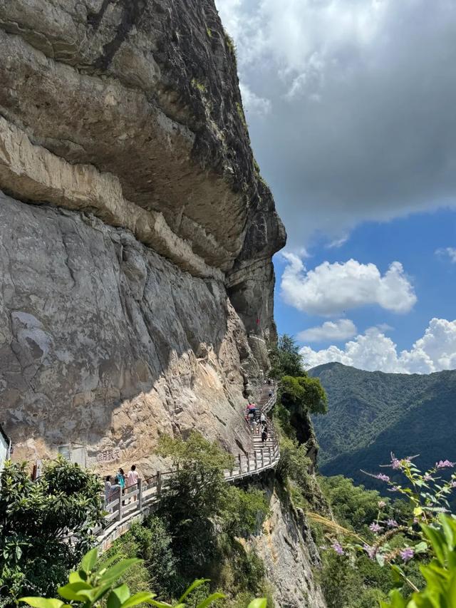 徒步三山五岳：浙江雁荡山！