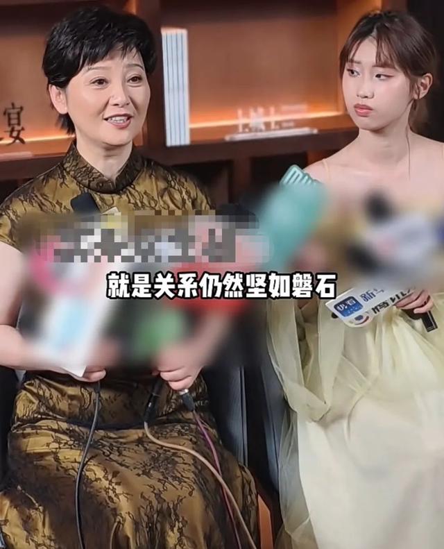 58岁徐帆与冯小刚离婚？徐帆回应了 其女儿发声