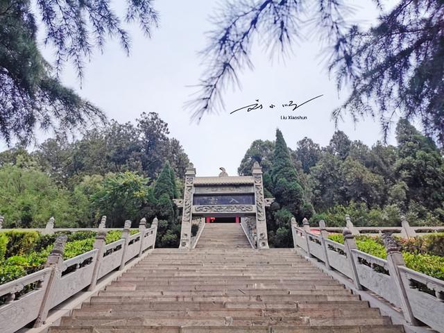 河南这座寺庙太 “委屈”？曾经与少林寺齐名，如今却游客寥寥？