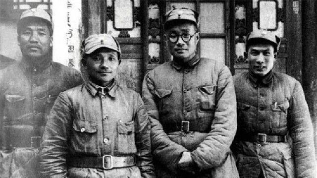 刘帅执掌二野多年，1958年被批判时，为何二野将领无人帮他讲话？