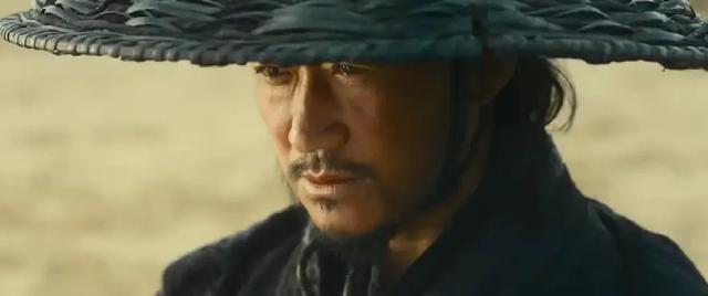 雷佳音没撒谎！退出春晚、解散公司	、性格大变的贾玲，证实他的话