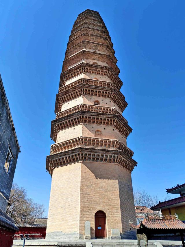 安邑县，好高塔，离天不过丈七八——运城