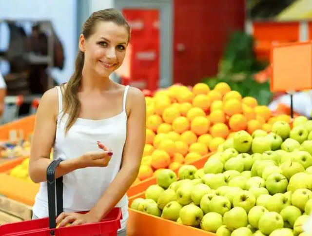 纽约姑娘来中国旅游，回国后痛哭5天，坦言中美差距一目了然