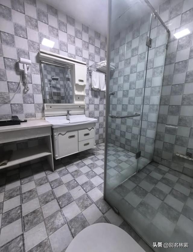 自驾新疆22天，住宿总花费6022元，我都住了哪些酒店，经验分享