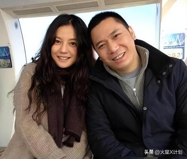 死心不息！劣迹艺人赵薇走投无路，15岁女儿成她的最后一根稻草