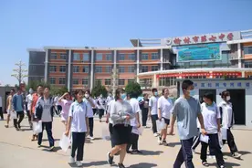 2024年中考在即！榆林市99396名学子将奔赴考场图片