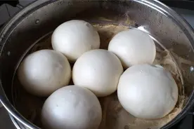 蒸馒头是15分钟还是20分钟？掌握这几点，馒头蓬松柔软，白白胖胖图片