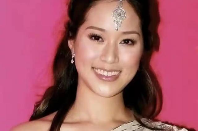 她14岁已是“人间尤物”，被首富看中花10亿娶回家	，8年生了四胎