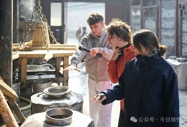 跟着国际主播网红游绵竹，绵竹这次火到全世界了！