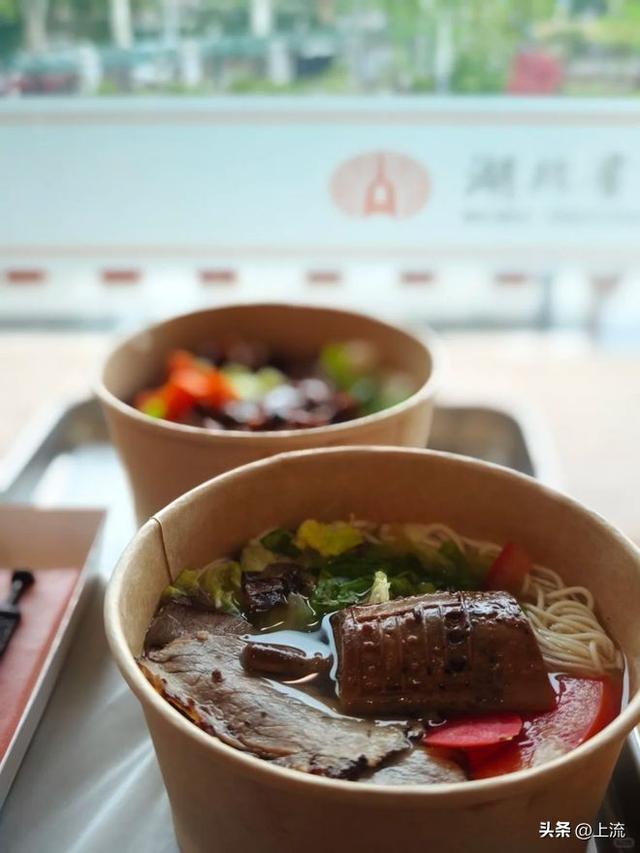 这届干饭人，已经把博物馆吃成了食堂