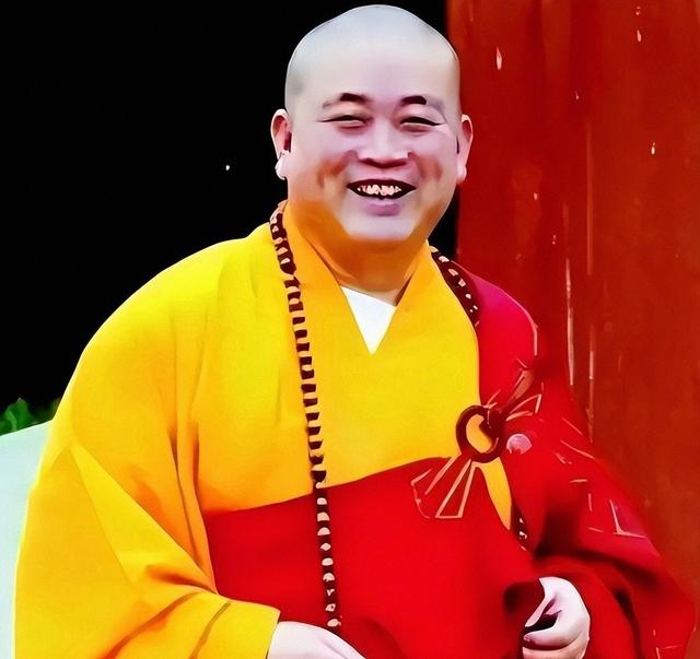 释永信落幕刚四个多月	，遭暗访的释印乐，竟让他再次成了笑柄