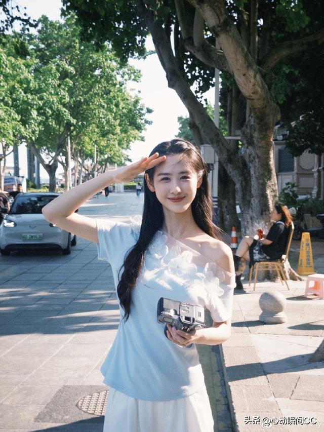 南理工校花万雨晗，175cm英语学霸，还拿旅游文化小姐冠军！