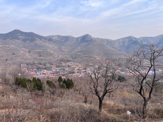大雪节气没有雪,这天去了山东临朐县一个山村。