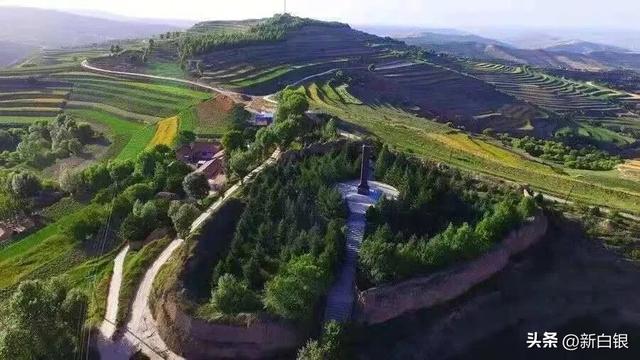 双节“玩”美计划丨一次抵达灵魂的红色旅程