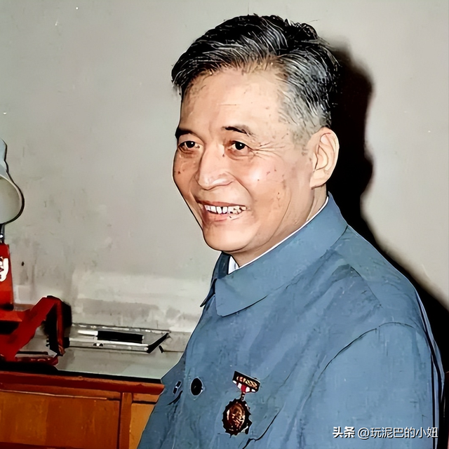 王宫保透露：杨振宁告别式时间确定，地点在八宝山，和邓稼先一样