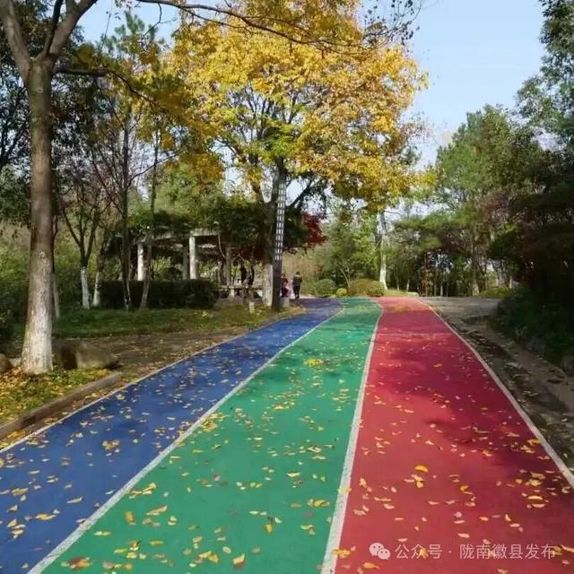 徽县泰湖，山水间的静谧风情