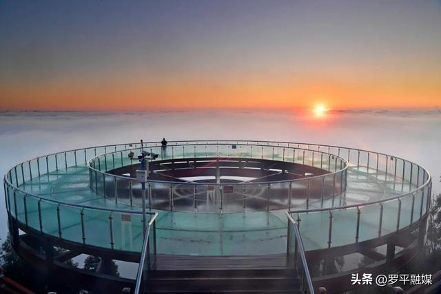 清凉罗平引客来 避暑旅居正当时