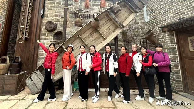 蒙牛别提多美衡阳公司专属版“衡山渡”一日游活动温情启动