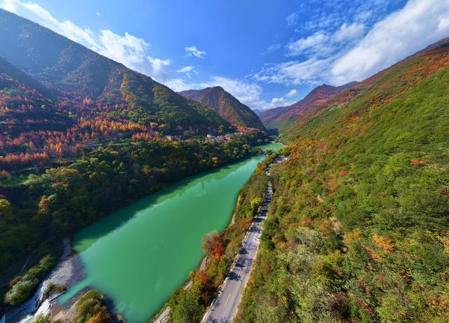 当晚秋遇见官鹅沟……