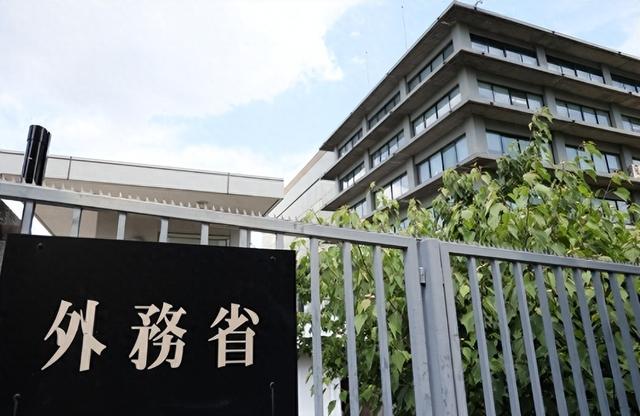 日阴谋破产？呼吁抵制中国阅兵失败，韩议长赴华，李在明坦言，不能疏远中国，国防部回应