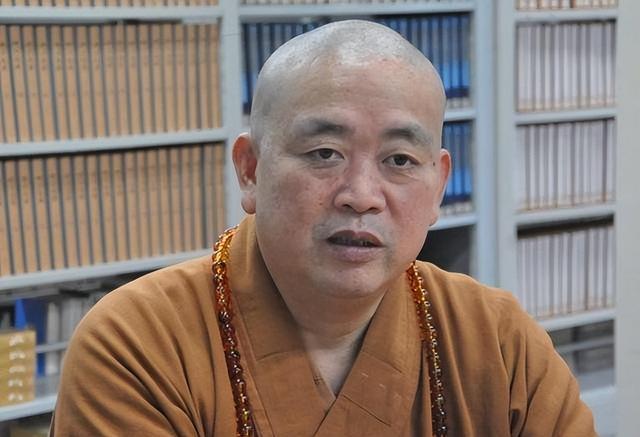 拔出萝卜带出泥！释永信全家的老底被扒，原来他才只是冰山一角！