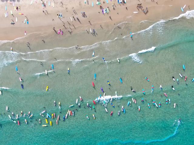 “史上最长”春节假期，微博智搜推荐您来万宁冲浪！