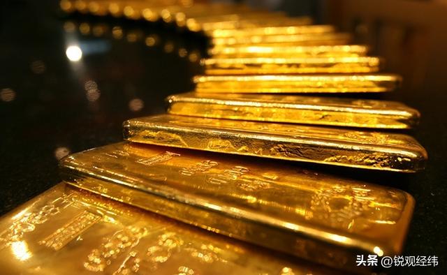金价疯涨60%后警报拉响！2026是回调还是续涨，看懂3个关键再出手