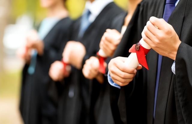 发现没？凡是结婚不主动要彩礼的女方家庭，一般都属于这4种情况