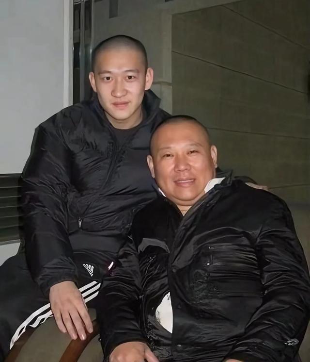 杨议做梦也想不到，当年毕恭毕敬的郭德纲，这次竟丝毫不留情面。