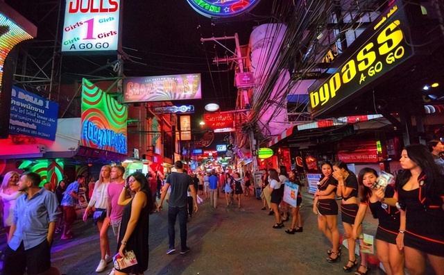 不愧是全球第1“绿帽	”国家！女性出轨率60%	，男人出轨零容忍？