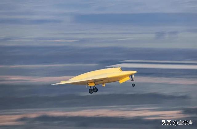 年末大动作，彩虹-7隐身无人机首飞成功，中国侦察技术再突破