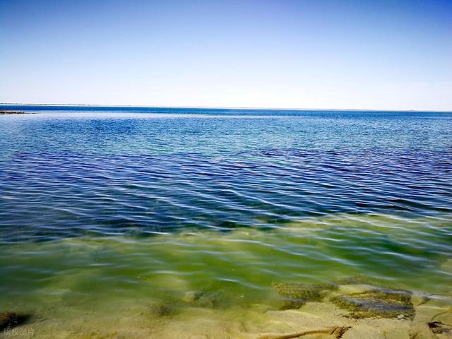 不是冰岛！不是贝加尔！去这个人少静谧的蓝冰秘境，感受冰河奇缘