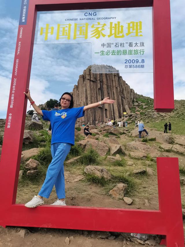 从张家口、宣化到太仆寺旗牛奶湖、石条山旅游，正好一天行程