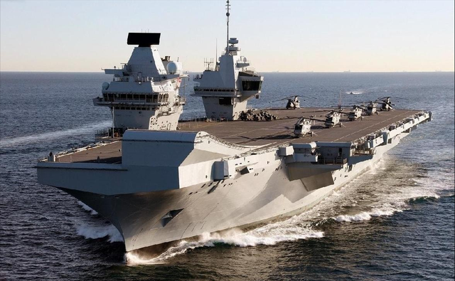 又让张召忠说中了？东拼西凑550亿建的2艘航母，如今彻底成为累赘