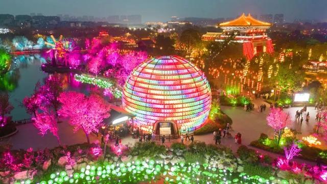 豫见清明上河园｜中原文旅崛起的全国范例