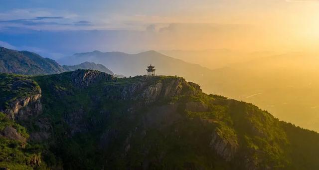 河北承德最有名的山，被誉为“京东第一山”，你去过吗