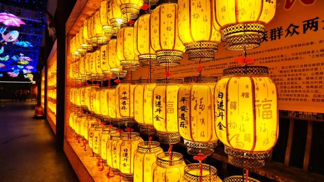 桂林：首届非遗千灯游园，光影艺术璀璨盛宴！