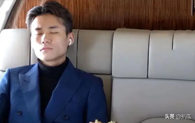 5 年前，靠倒卖口罩一年赚 60 亿元	，住 5 万一夜酒店的他，如今咋样了