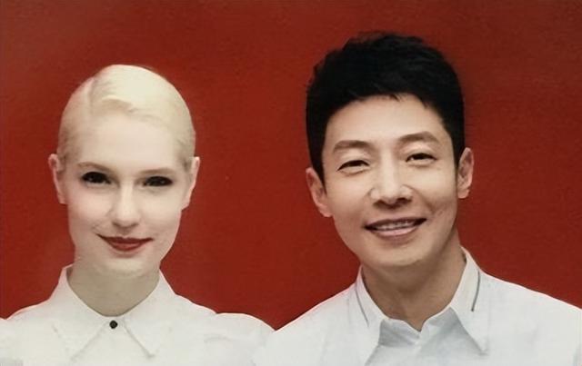 她和撒贝宁同居多年，却转身投入富豪怀抱，没想到现在竟沦落至此