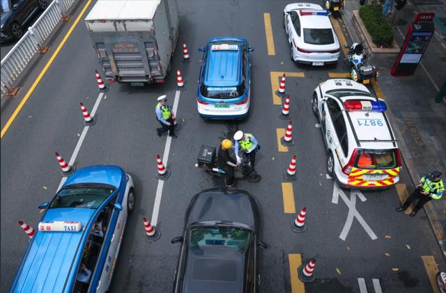 11月1日起实施，电动车、三轮、四轮车上路“3罚2扣”，车主注意