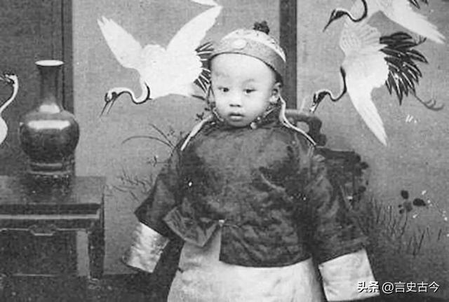 根本不算男人！清朝太监回忆：妃子洗澡不用手和避讳太监	，侮辱人