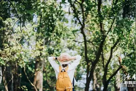 一个人变好的迹象，从丢掉这4面镜子开始图片