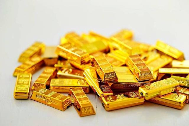 买金要多花冤枉钱？黄金税收政策落地！金价疯涨，金店遇关门潮