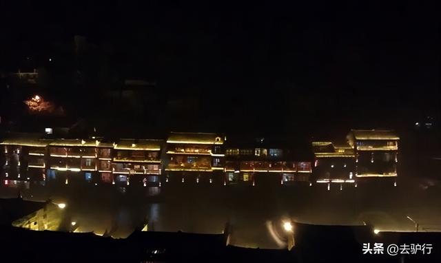 曾经风口浪尖上的凤凰古城：只是我们都变了